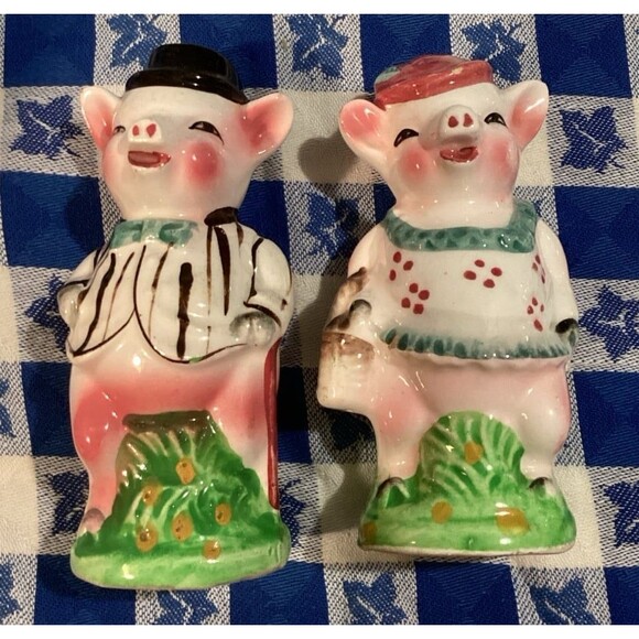 Vintage Dressy Pig Salt & Pepper Shaker Set Made in Japan 4.5” Tall Art Pottery - Picture 1 of 8